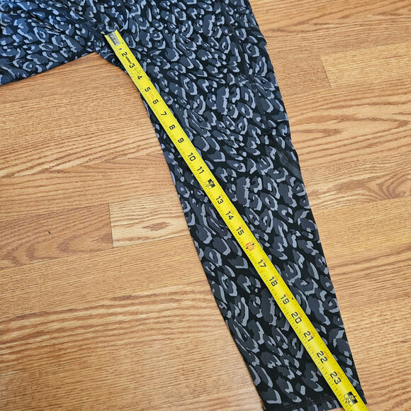 Sweaty Betty Power Womens Pull On 7/8 Length Animal Print Side Pocket Gray Sz XL - Picture 5 of 6